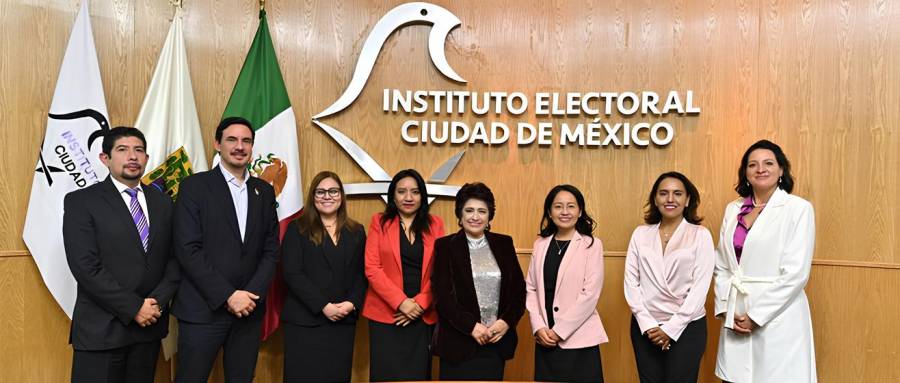 Rinden protesta tres nuevas integrantes del Consejo General del IECM