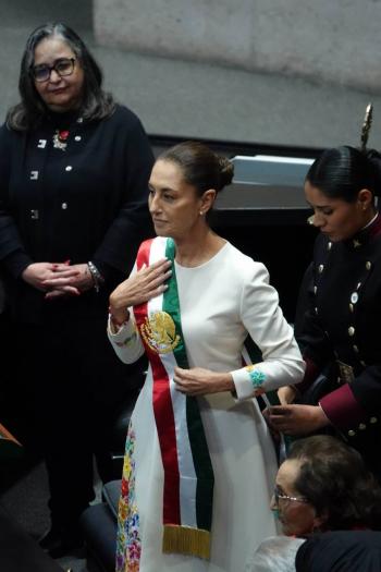 Por primera vez llegamos las mujeres a dirigir los destinos de M&eacute;xico: Sheinbaum