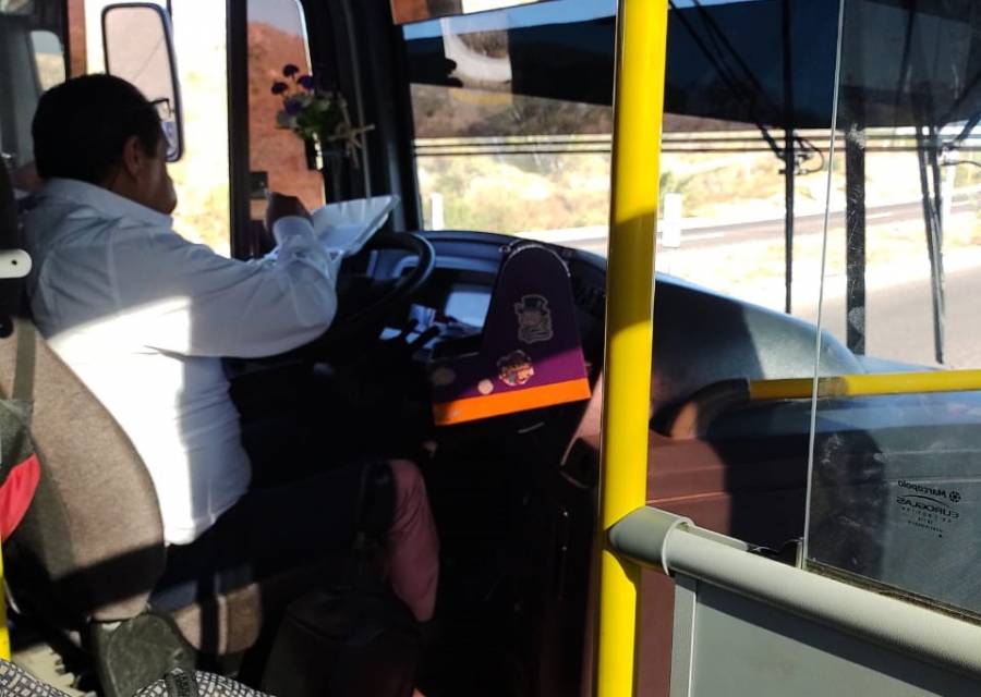 Conductor de bus en Sotransoda detiene el veh&iacute;culo para permitir que madre alimente a su beb&eacute;