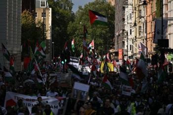 Miles marchan en apoyo a Gaza en varias ciudades, un a&ntilde;o despu&eacute;s del 7 octubre