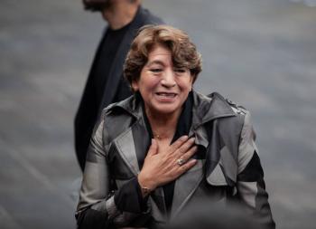 Delfina G&oacute;mez felicita a Clara Brugada tras asumir como jefa de Gobierno de la CDMX