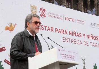 Trabaja SEP para que m&aacute;s de un mill&oacute;n de alumnos en CDMX permanezcan en las escuelas