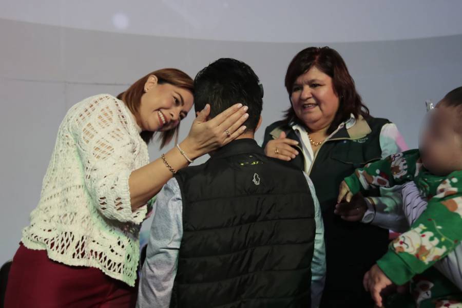Beneficia SEDIF a 100 niñas, niños y jóvenes con ayudas funcionales auditivas