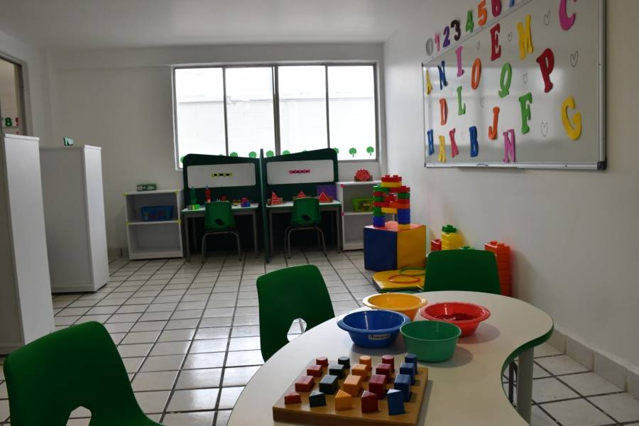 Inauguran en Neza centro de atención para personas con autismo