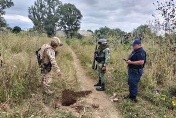 Localizan toma clandestina de combustible en Tepetlaoxtoc