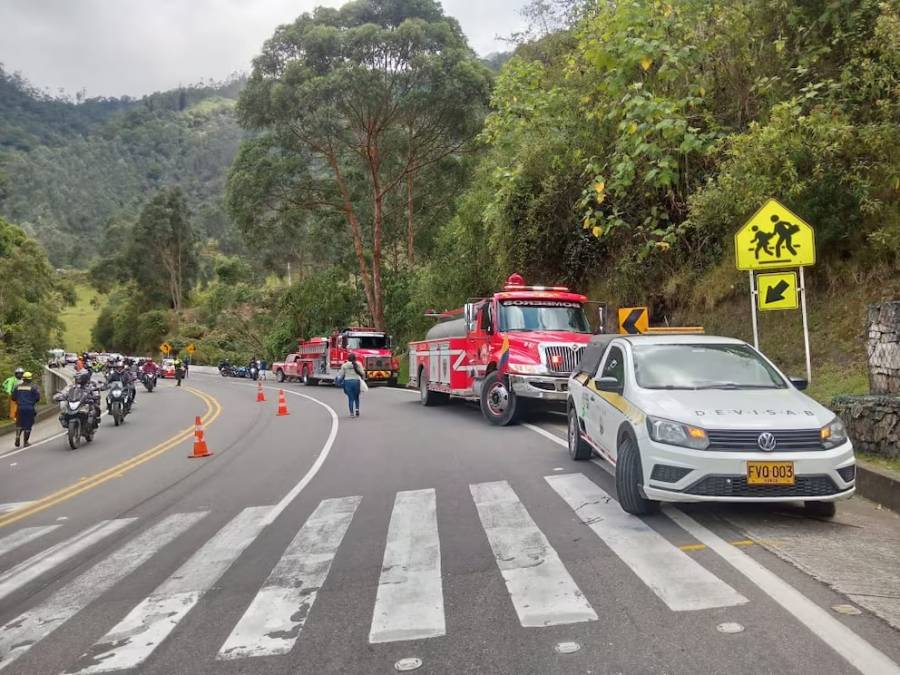 Tr&aacute;gico accidente en Cundinamarca deja seis muertos y 22 heridos