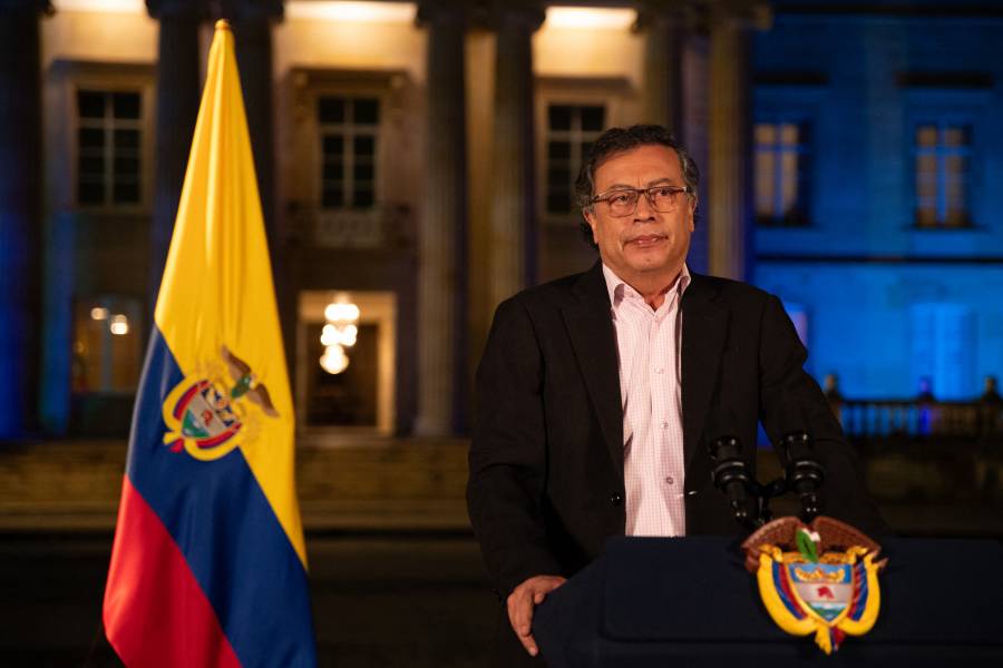 Petro convoca a manifestarse tras acusaciones por financiamiento irregular en su campa&ntilde;a
