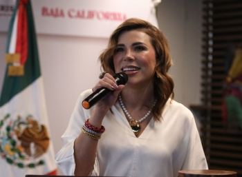 Gobernadora de Baja California niega involucramiento en la salida de Gustavo Macalpin