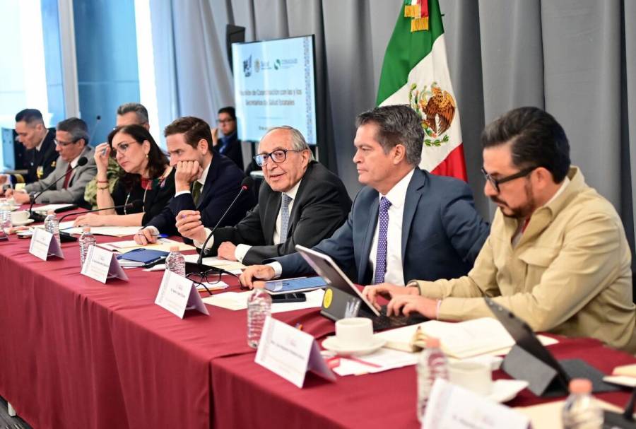David Kershenobich presenta plan de trabajo 2024-2030 a secretarios de las 32 entidades