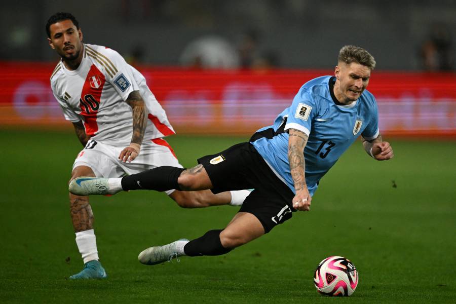 Bielsa dijo que las críticas de Suárez no influyeron en la derrota de Uruguay en las eliminatorias