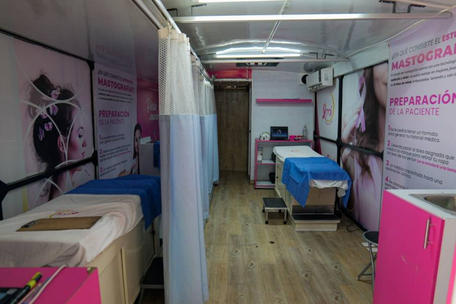 Organizan caminata y jornadas de salud para prevenir el cáncer de mama en Tecámac