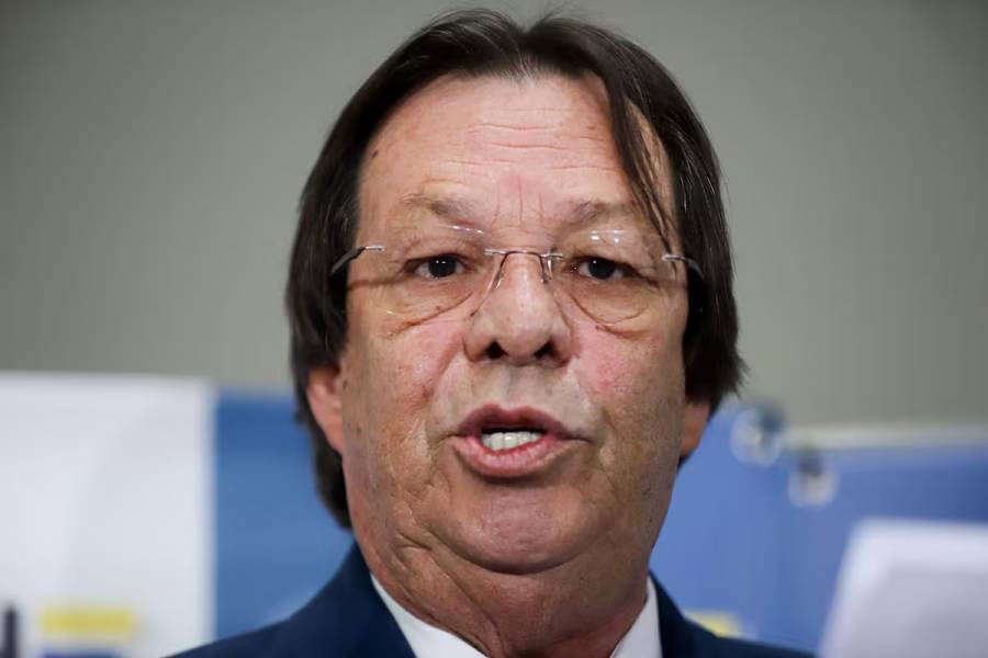 Petro pide la renuncia del presidente del CNE tras denuncia de acoso sexual