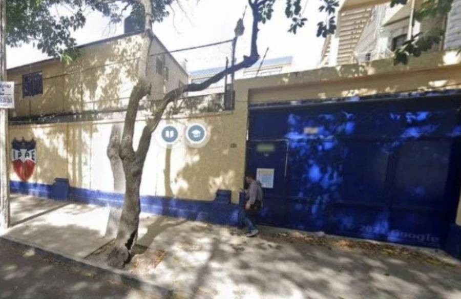 Ni&ntilde;o cae de balc&oacute;n en una escuela de la colonia Roma