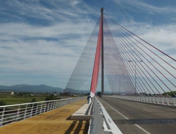 Muere influencer brit&aacute;nico tras caer de un puente en Espa&ntilde;a
