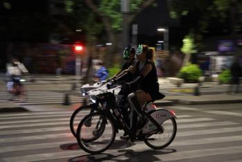Alistan Paseo Nocturno “Mu&eacute;vete en Bici” con motivo del D&iacute;a de Muertos