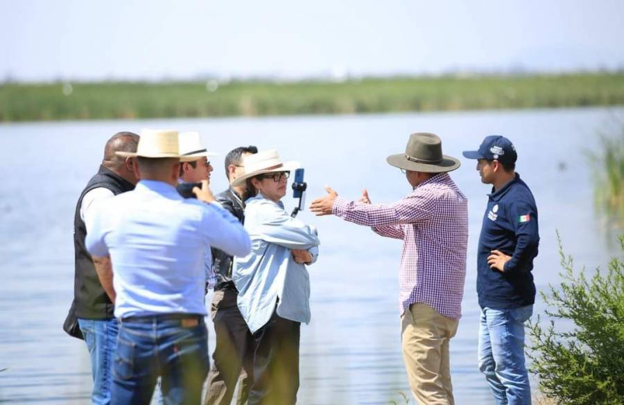 Azucena Cisneros promueve parque ecol&oacute;gico para rescate h&iacute;drico y ambiental en El Caracol