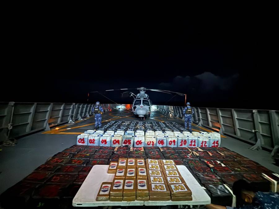 Semar asegura 8.3 kilos de cocaína en Michoacán; 23 personas detenidas