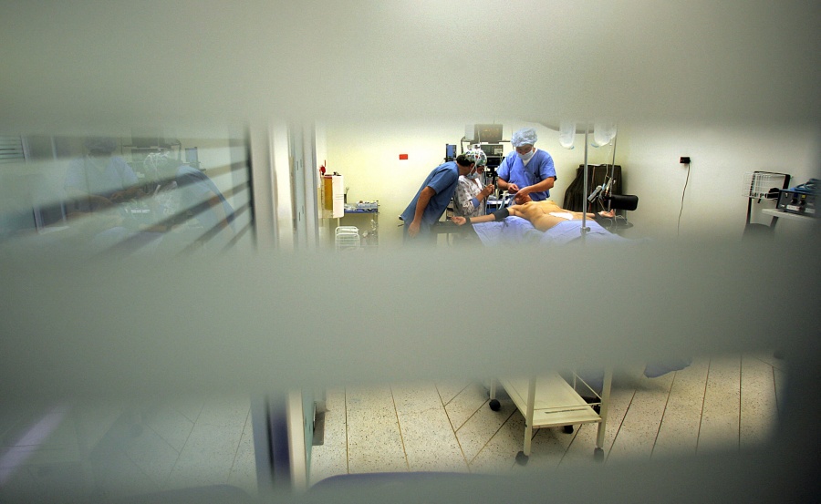 Mala calidad del sueño antes de una cirugía aumenta el riesgo de delirio posoperatorio
