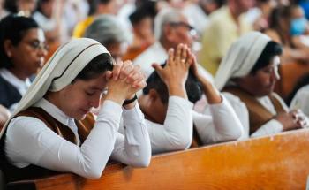 Roban iglesia en Piedras Negras