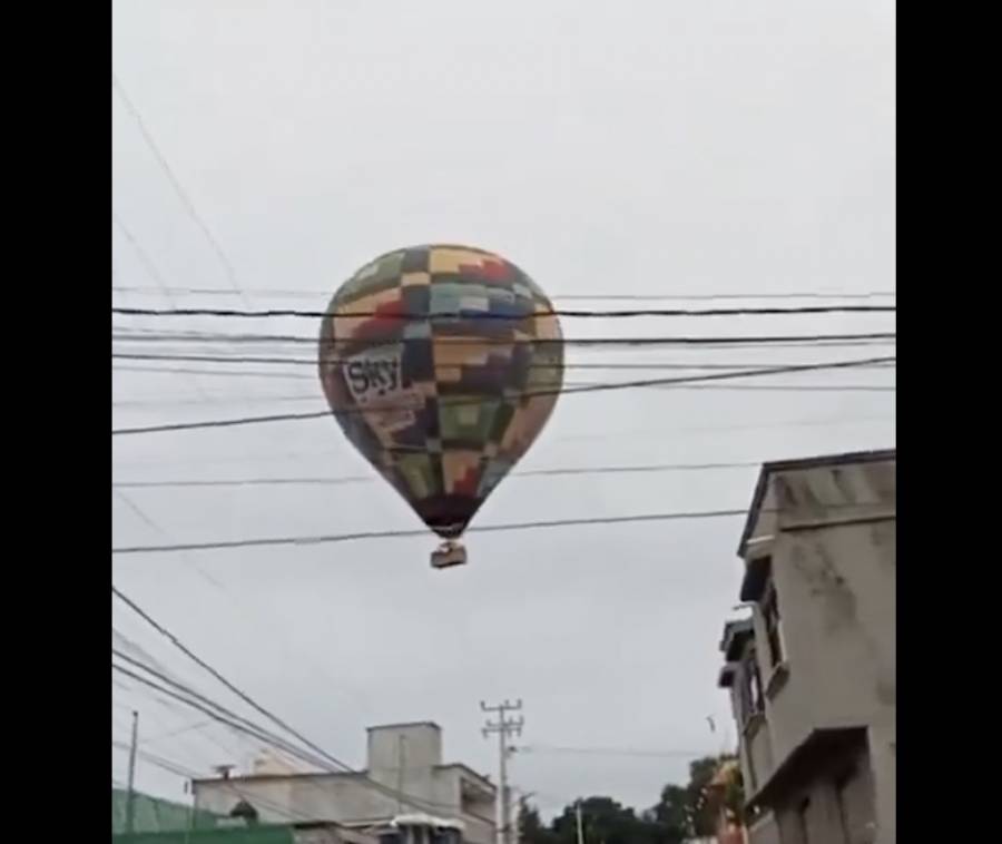 Globos aerostáticos aterrizan de emergencia en Acolman, Edomex