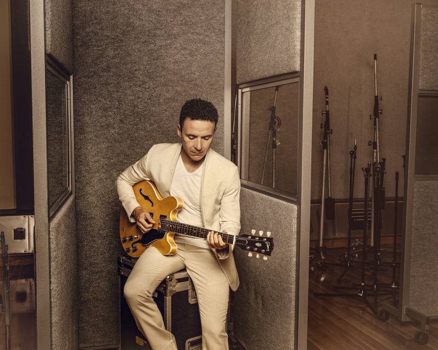 Fonseca, el único latino invitado al homenaje de David Foster en el Hollywood Bowl