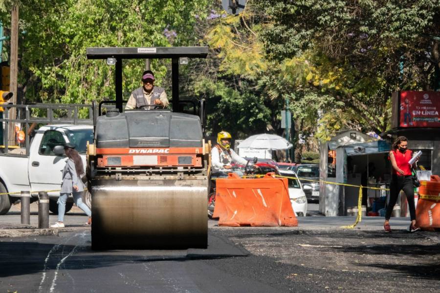 Gobierno del Estado de México inicia pavimentación en Luvianos