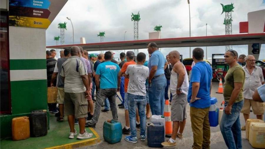 Claudia Sheinbaum considera apoyo de combustible a Cuba ante crisis eléctrica