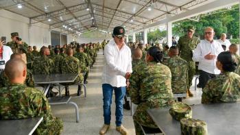Presidente Petro ordenó a los altos mandos iniciar el plan para construir una universidad militar en el Fuerte de Larandia en el Caquetá