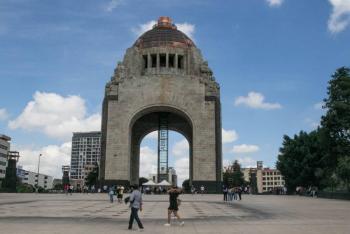 Bloqueo en Altavista y Revoluci&oacute;n por demandas sociales y econ&oacute;micas