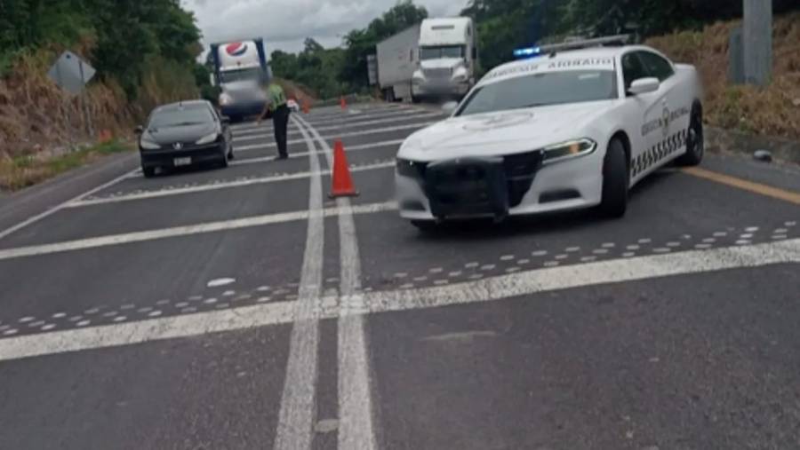 Cierre total de la autopista Orizaba-Puebla tras derrumbe en El Mirador