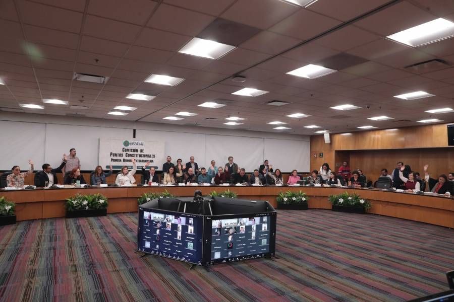 Comisión de Puntos Constitucionales se declara en sesión permanente, y este lunes discutirá supremacía constitucional