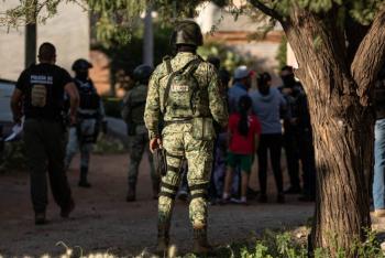 Detienen a 14 presuntos miembros de la Familia michoacana tras enfrentamiento en el Estado de M&eacute;xico