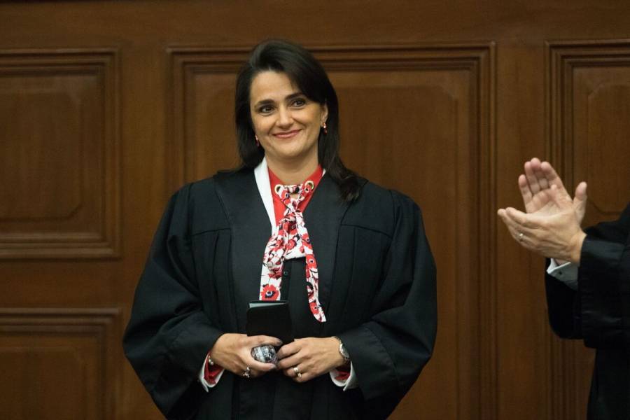 Ministra Ríos Farjat renuncia a la SCJN; rechaza recibir su dinero de retiro