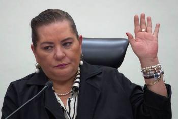 Morena presenta iniciativa que otorgar&iacute;a “superfacultades” a presidenta del INE