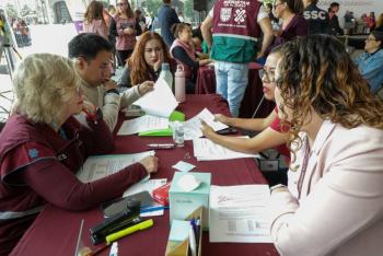 En Cuarta Jornada de “Z&oacute;calo de Gobierno Ciudadano” se atendieron 830 solicitudes ciudadanas