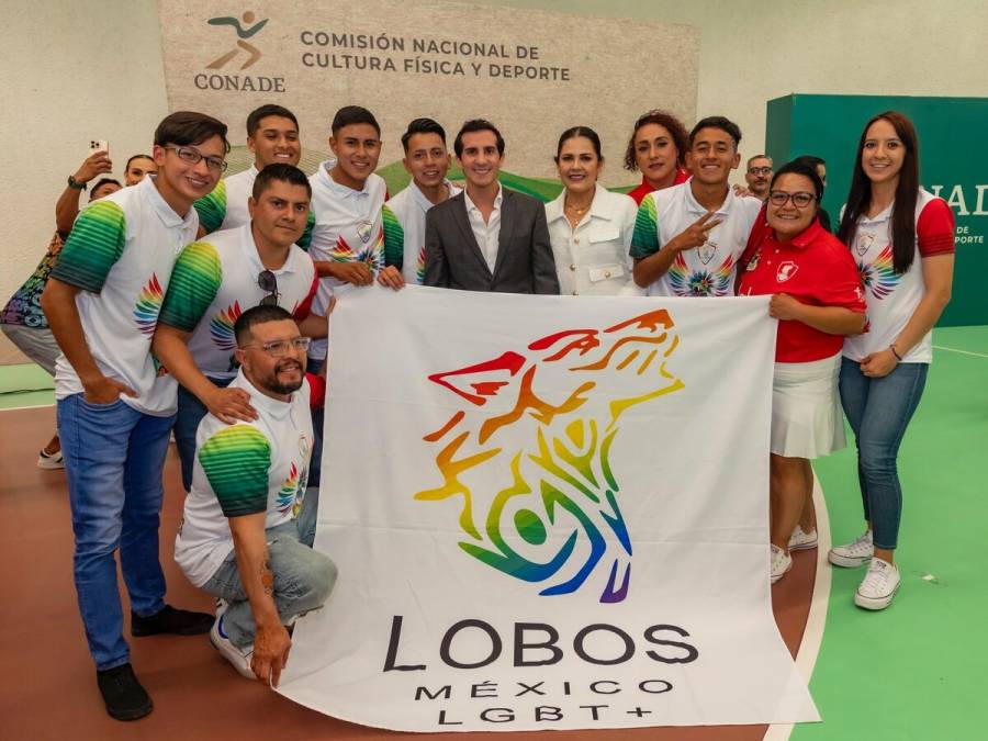 Rommel Pacheco abandera a selecciones mexicanas de la comunidad LGBTQ+
