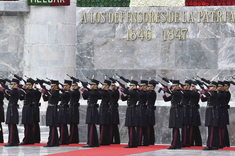Nuevas reglas en el Sistema Educativo Militar exigen contrato de enganche para estudiantes
