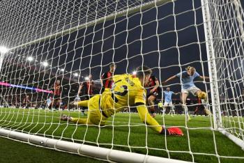 Inglaterra: el Manchester City cae, el Liverpool toma la delantera