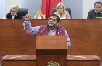 Diputado propone que comunidades decidan sobre permisos para venta de alcohol