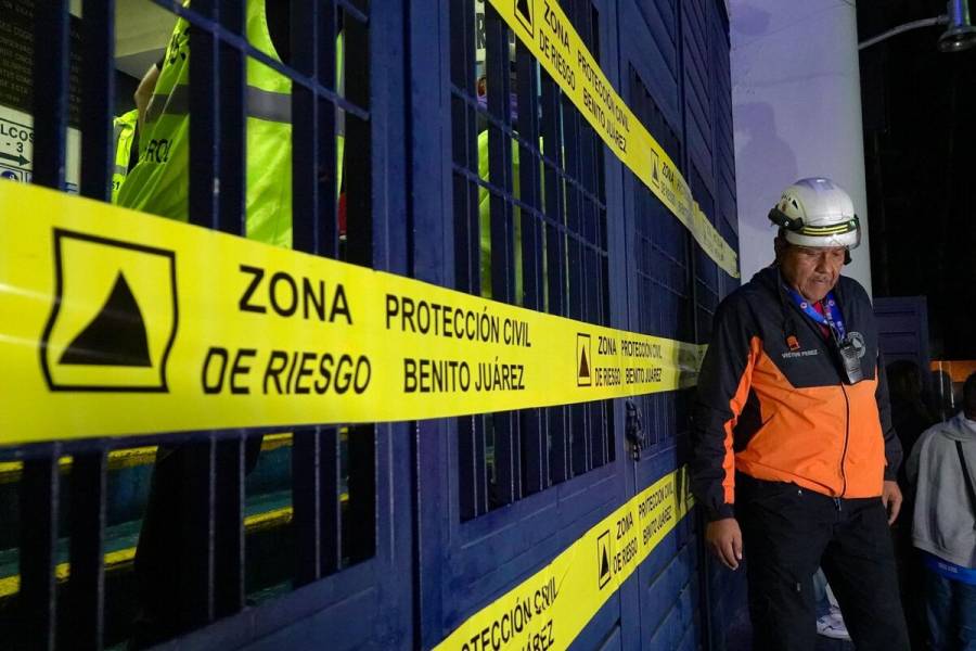 Clausuran el Estadio Azul y la Plaza México por incumplir medidas de seguridad