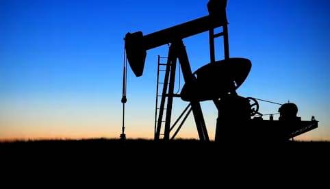 La OPEP+ pospone aumento de producci&oacute;n de petr&oacute;leo hasta enero de 2025