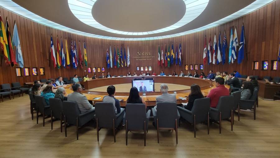 Presenta CISS estudio sobre envejecimiento, cuidados y seguridad social