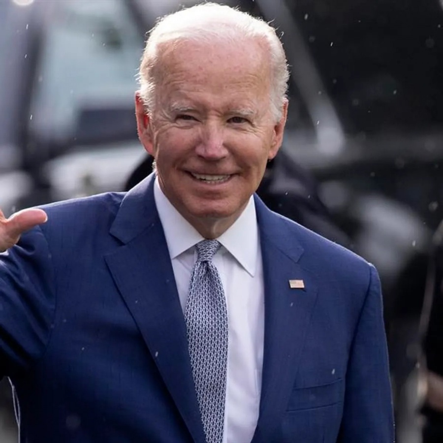 Joe Biden mantiene perfil bajo mientras Estados Unidos decide su futuro político