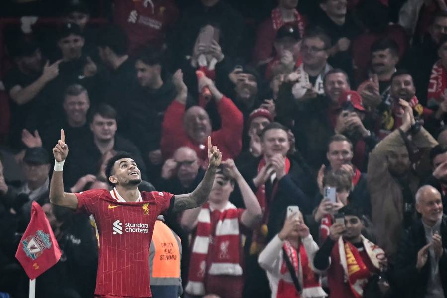 Liverpool golea al Bayer Leverkusen con “hat-trick” de Luis Díaz