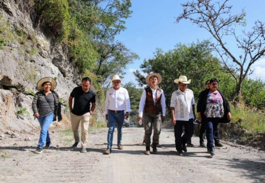 Supervisa Secretaría del Campo rehabilitación de unidades de riesgo en Ixtapan de la Sal