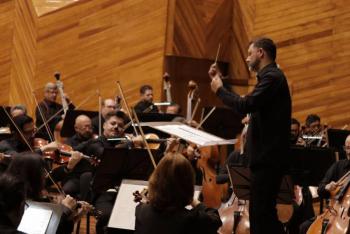 Cautiva Orquesta Sinfónica del Estado de México con sus presentaciones en Valle de Bravo y Toluca