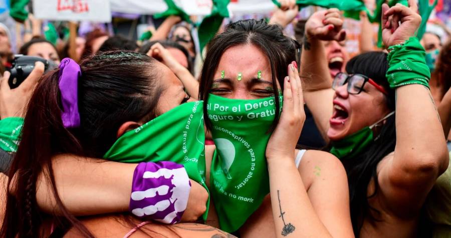 Posponen discusión sobre despenalización total del aborto en la CDMX por falta de consenso