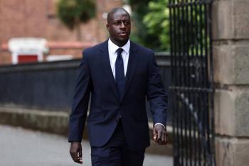 Manchester City tendr&aacute; que abonar salarios impagados a Benjamin Mendy