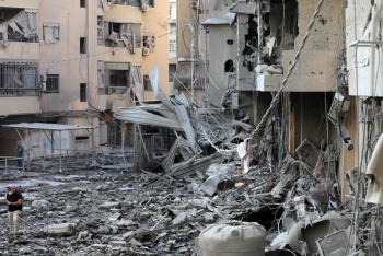 Cuatro cascos azules resultan heridos en el sur de L&iacute;bano, Israel intensifica sus bombardeos