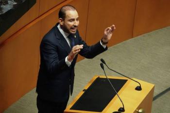 Sheinbaum dice que no sabe si Marko Cort&eacute;s est&aacute; haciendo el rid&iacute;culo o traici&oacute;n a la patria